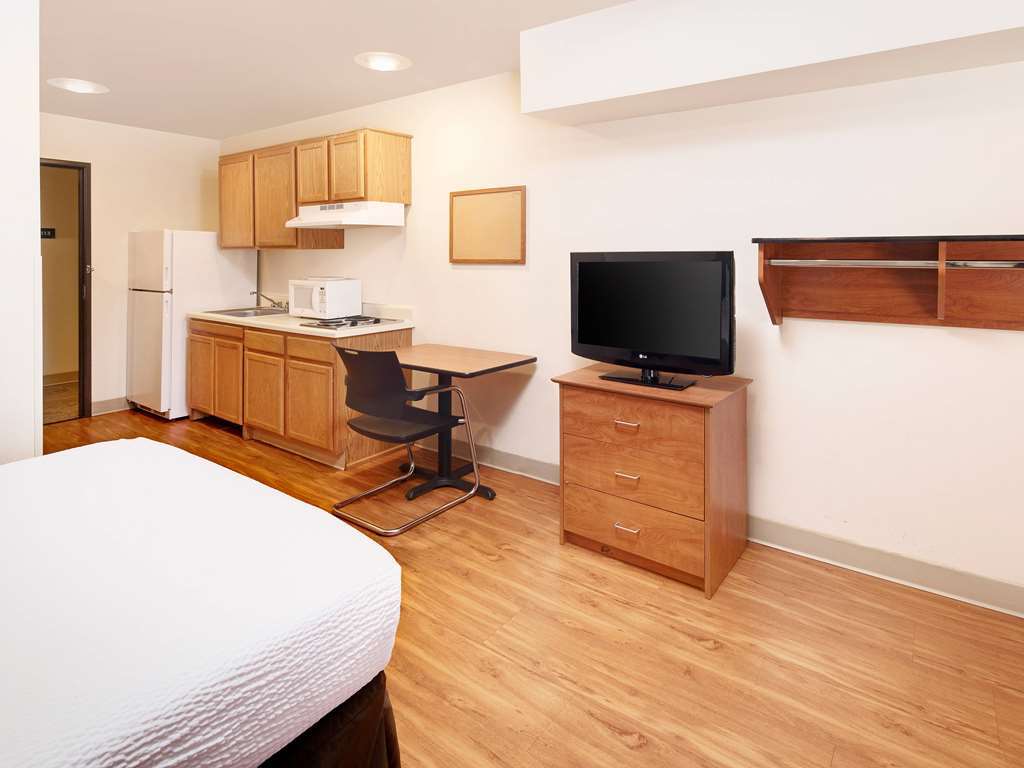 Value Place Fayetteville Room photo